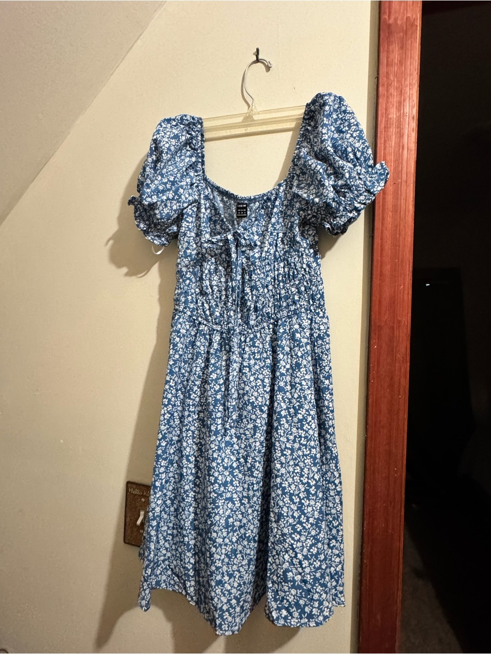 Blue Floral Puff Sleeve Dress